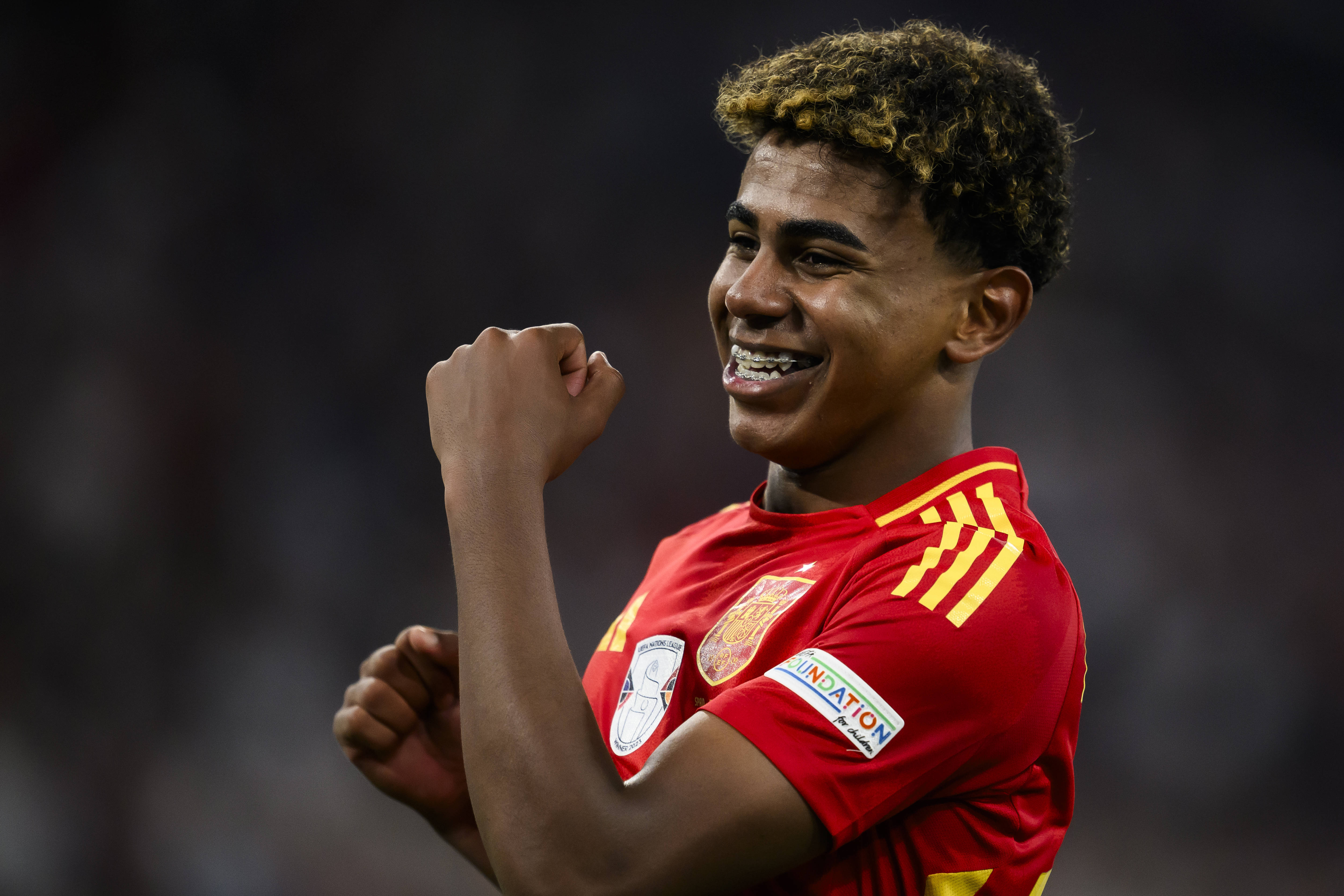 C罗在法国队比赛中重要助攻，持续失利引发热议！九游娱乐正版游戏